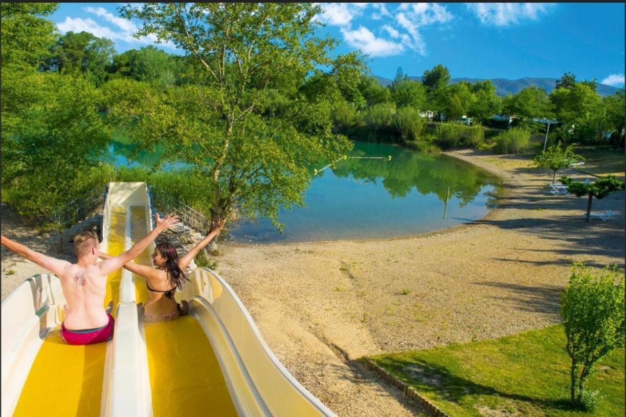 Camping Domaine Des Iscles Ла Рок д'Онтерон Екстериор снимка